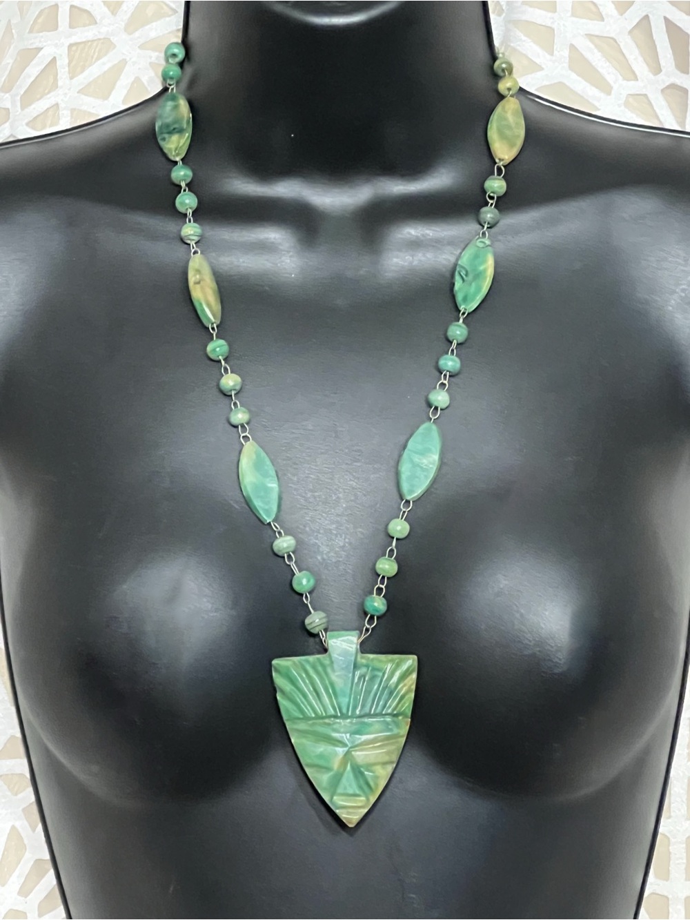 Vintage Carved Green Stone Arrowhead Statement Necklace
